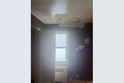 1056 Colgate Avenue, Bronx, NY 10472 - Photo 11