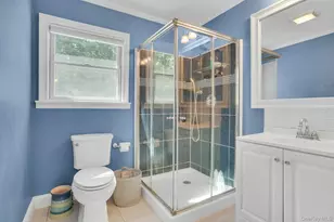 41 Cedar Ridge Ln, Dix Hills, NY 11746 - Photo 35