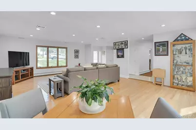 41 Cedar Ridge Lane, Dix Hills, NY 11746 - Photo 13