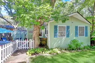 30 Neptune Pl, Calverton, NY 11933 - Photo 31