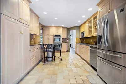 159 Murray Drive, Oceanside, NY 11572 - Photo 13