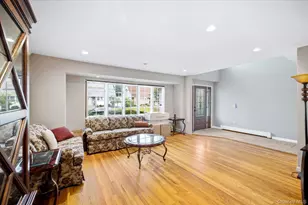 159 Murray Dr, Oceanside, NY 11572 - Photo 11