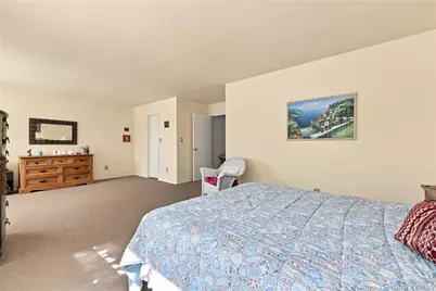 77 Sunburst Terrace, Central Islip, NY 11722 - Photo 23