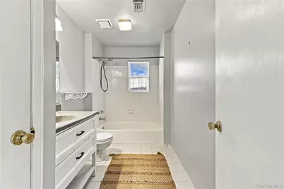 77 Sunburst Terrace, Central Islip, NY 11722 - Photo 25