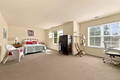 77 Sunburst Terrace, Central Islip, NY 11722 - Photo 21
