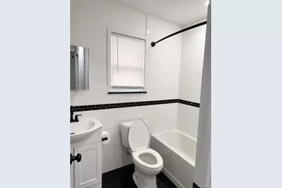 130 Elizabeth Avenue, Hempstead, NY 11550 - Photo 13