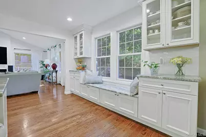 16 Annette Lane, Suffern, NY 10901 - Photo 9