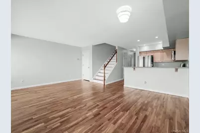 1 Patricia Lane #305, Bronx, NY 10465 - Photo 7