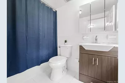 1 Patricia Lane #305, Bronx, NY 10465 - Photo 17