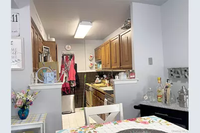 315 W 232nd Street #2M, Bronx, NY 10463 - Photo 7