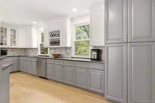 45 Meadow Glen Rd, Northport, NY 11768 - Photo 15