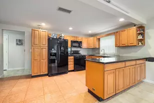 1 S Park Ln, Nanuet, NY 10954 - Photo 17