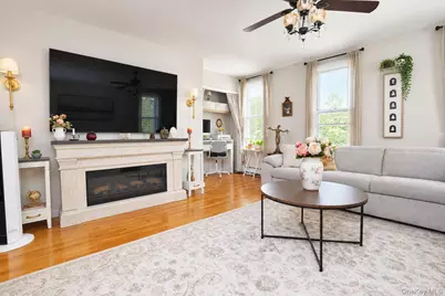 6075 59th Avenue, Maspeth, NY 11378 - Photo 15