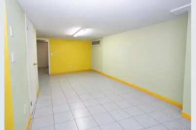 6075 59th Avenue, Maspeth, NY 11378 - Photo 25
