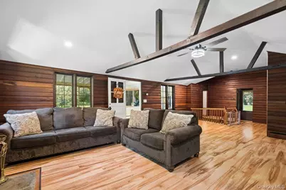 291 Peekskill Hollow Road, Putnam Valley, NY 10579 - Photo 11
