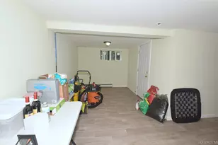 17 Maple Ave, Port Jefferson Station, NY 11776 - Photo 21