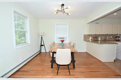 17 Maple Avenue, Port Jefferson Station, NY 11776 - Photo 11