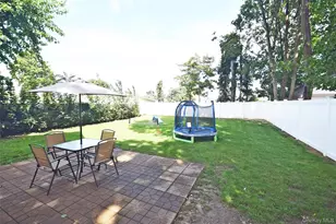 17 Maple Ave, Port Jefferson Station, NY 11776 - Photo 25
