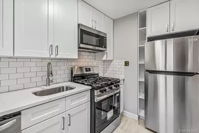 226-29 Manor Rd #2 Upper, Queens Village, NY 11427 - Photo 5