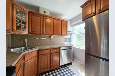147-28 Charter Road #33B, Briarwood, NY 11435 - Photo 9