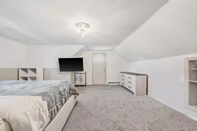 41 E Saltaire Road, Lindenhurst, NY 11757 - Photo 15