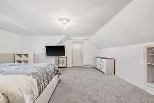 41 E Saltaire Rd, Lindenhurst, NY 11757 - Photo 15