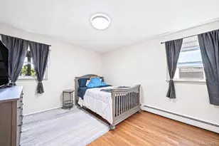 41 E Saltaire Rd, Lindenhurst, NY 11757 - Photo 13