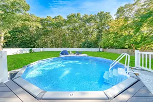 20 Danbury Ave, Patchogue, NY 11772 - Photo 39