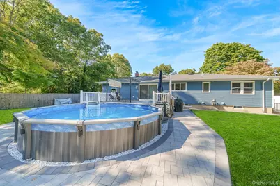 20 Danbury Avenue, Patchogue, NY 11772 - Photo 37