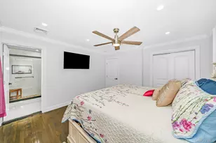 20 Danbury Ave, Patchogue, NY 11772 - Photo 23
