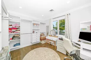 20 Danbury Ave, Patchogue, NY 11772 - Photo 19