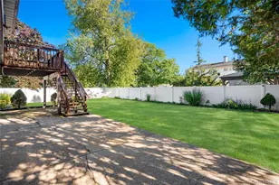 57 Sand St, Massapequa, NY 11758 - Photo 33