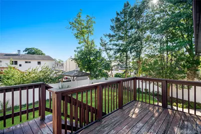 57 Sand Street, Massapequa, NY 11758 - Photo 31