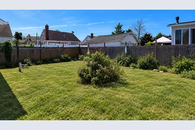 17 Ray Street, Freeport, NY 11520 - Photo 27