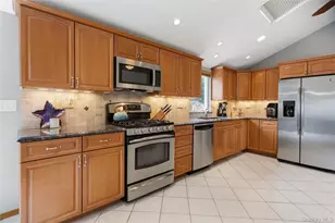 50 Marie Pl, Massapequa, NY 11758 - Photo 15