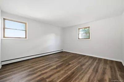 6 Adam Road W, Massapequa, NY 11758 - Photo 23