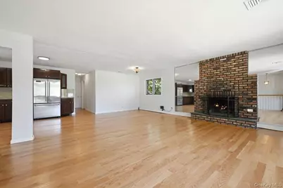 6 Adam Road W, Massapequa, NY 11758 - Photo 5