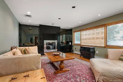 3060 Shore Drive, Merrick, NY 11566 - Photo 9