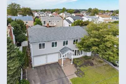 3060 Shore Drive, Merrick, NY 11566 - Photo 3