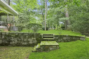 21 Seely Pl, Scarsdale, NY 10583 - Photo 33