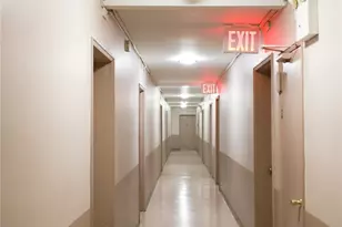 53-11 90th St, Elmhurst, NY 11373 - Photo 11