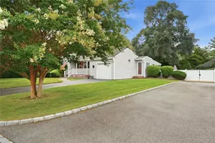 2 Baltic Pl, Amityville, NY 11701 - Photo 39