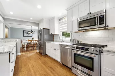 2 Baltic Place, Amityville, NY 11701 - Photo 13