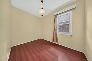 45-23 Utopia Pkwy, Flushing, NY 11358 - Photo 13