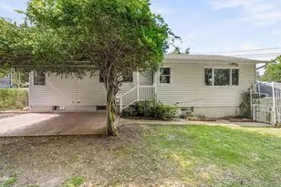 1 Tudor Pl, Hartsdale, NY 10530 - Photo 29