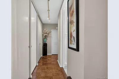 27110 Grand Central Parkway #29S, Floral Park, NY 11005 - Photo 19