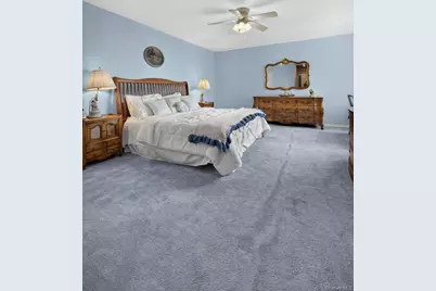 27110 Grand Central Parkway #29S, Floral Park, NY 11005 - Photo 15