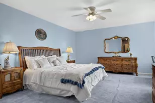 271-10 Grand Central Pkwy, Floral Park, NY 11005 - Photo 15