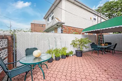 13740 Lafayette Street, Ozone Park, NY 11417 - Photo 33