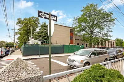 13740 Lafayette Street, Ozone Park, NY 11417 - Photo 35